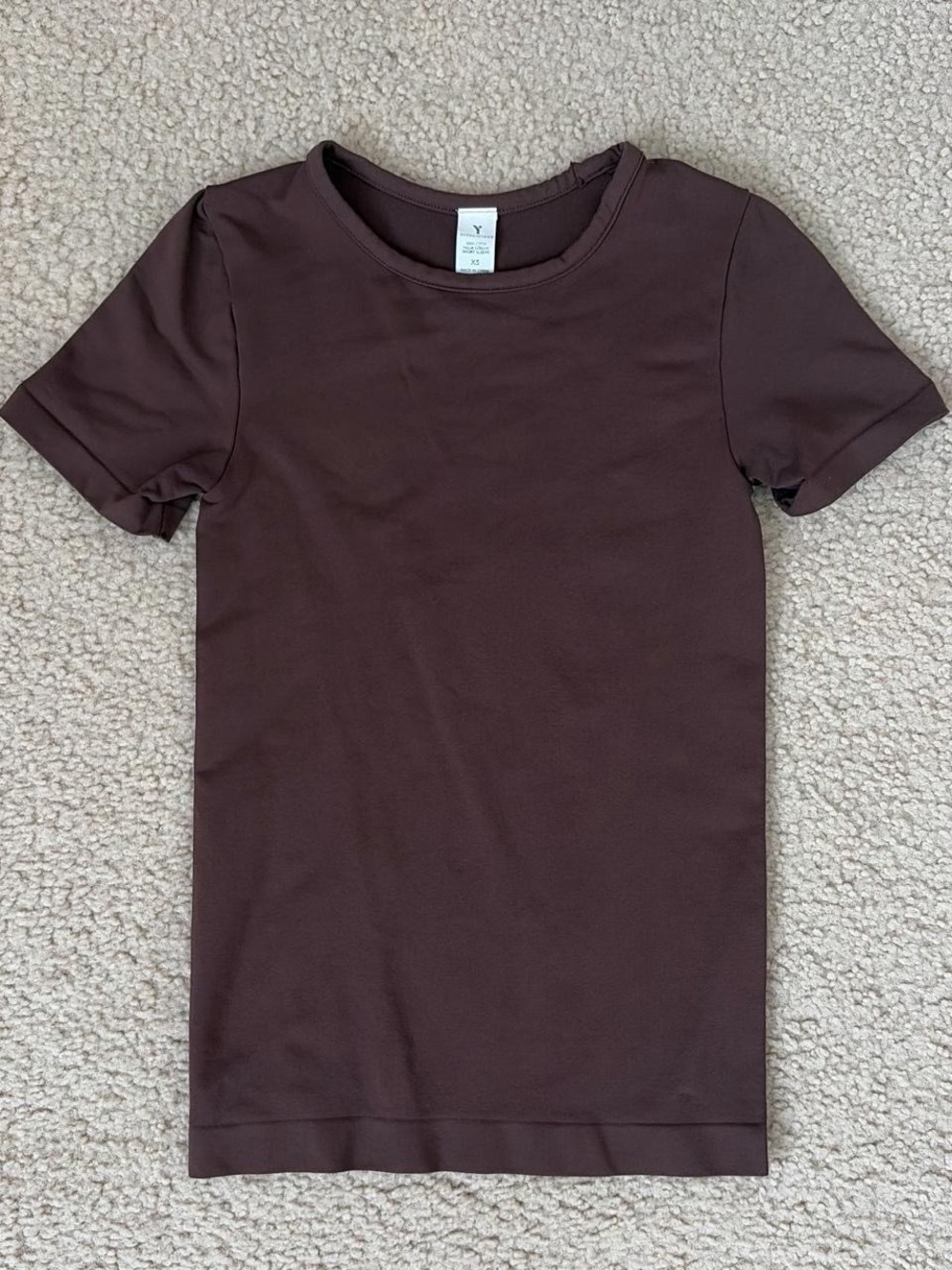 YOGALICIOUS BROWN SKIN CREW NECK LOGAN SHORT SLEEVE SHIRT
